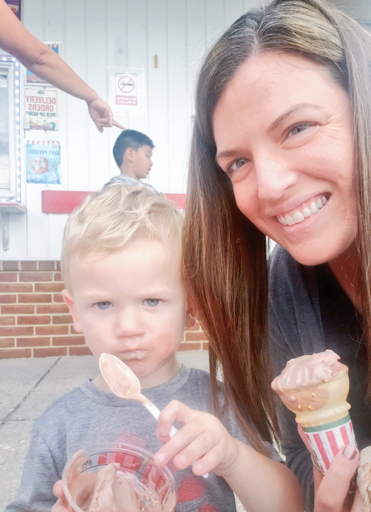 Rita's night supporting the Baltz PTA with my little guy! 🐻🍦 #baltzpta #baltzbears #wearebaltz
