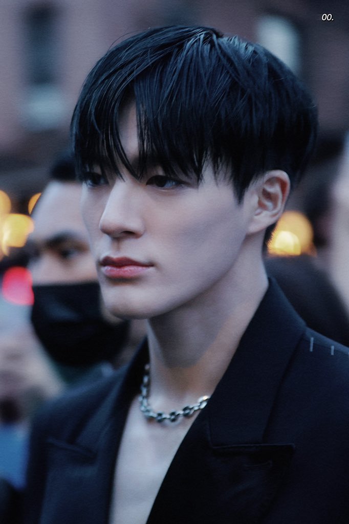 ndream00s's tweet photo. 220912 Vogue World NYFW

#제노 #JENO #NCTDREAM #NCT https://t.co/NZy0oW1Cqu