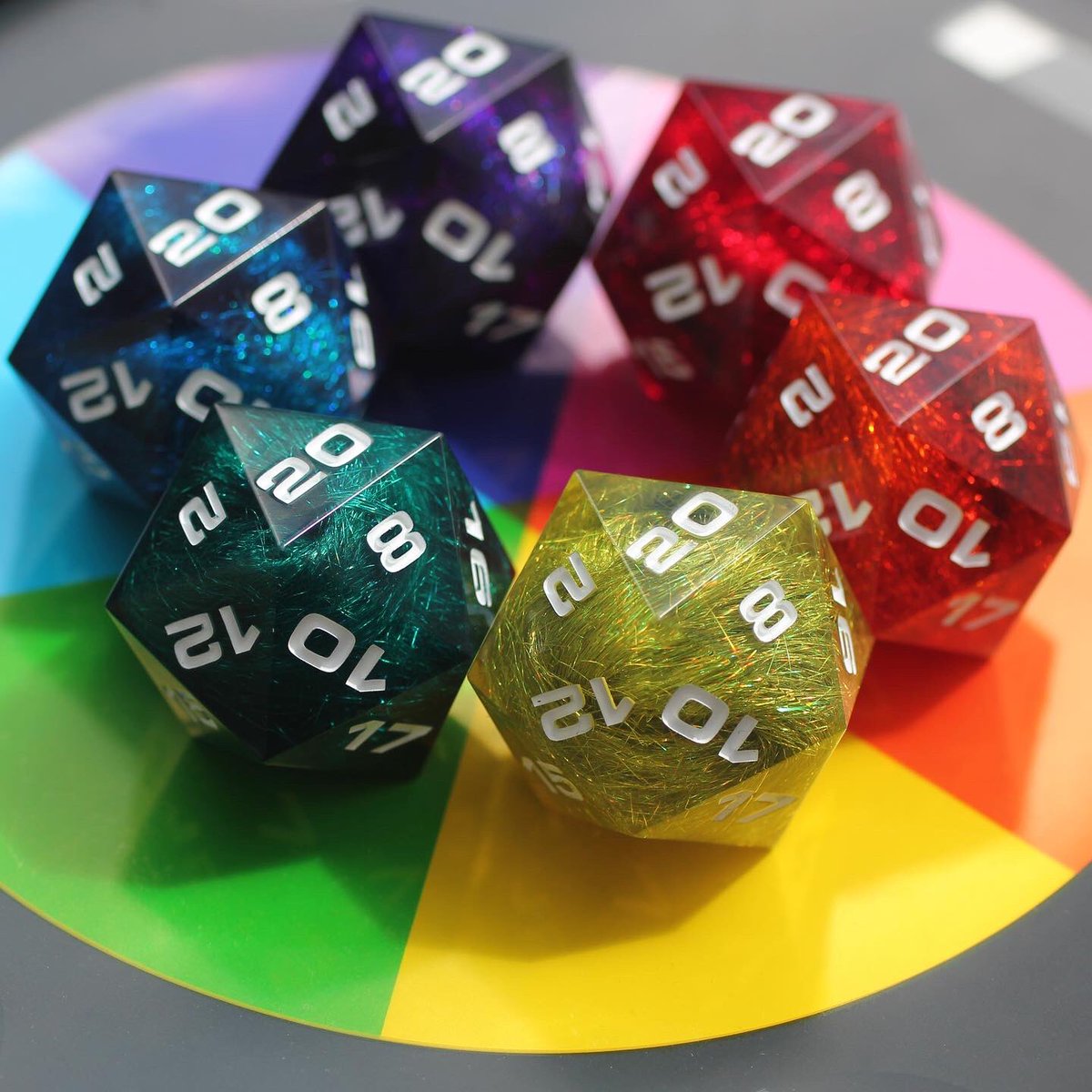 AetherObjects's tweet photo. Holographic Fiber Chonks
🟥🟧🟨🟩🟦🟪🎲

#dicemaking #handmadedice #sharpedgedice #resindice #5e #polyhedraldice #ttrpg #tabletoprpg #aetherobjects #dicelover #pathfinder #dnd #dnd5e #dungeonsanddragons #shadowrun #dicegoblin #cyberpunk #scifi #dicecollector #luxurydice https://t.co/DjTMMYBKVm
