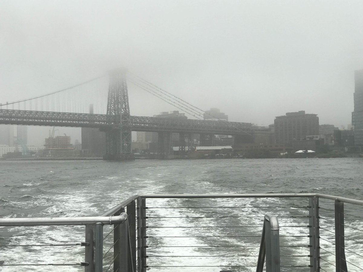MamaO_GO's tweet photo. @FormerlyWTC @Giselleinmotion @fionamusiclakes @LiveaMemory @gfreetraveler @Adventuringgal @travelingmkter @SouthernerSays @WhyTravelIsLife @MadHattersNYC @RoarLoudTravel @perthtravelers Late for #Top4Theme #Top4Bridge. π
Since itβs dark now, mine are moody/foggy. All (3) from #NYC.
1. #RobertFKennedyBridge #Astoria #NYC
2. #HellGateBridge #Astoria #NYC said to be inspiration for #SydneyHarborBridge
3. #WilliamsburgBridge on a stormy morning, from @NYCferry https://t.co/dNsh14eKop
