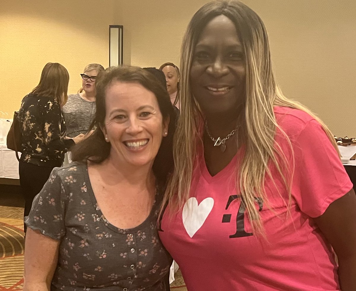 East Region connect in Charleston🍷 ⁦<a href="/trishtully73/">Tricia</a>⁩ ⁦<a href="/MonetteCalderon/">Monette Calderon</a>⁩ ⁦@BPTolley⁩ - always hustling in HR