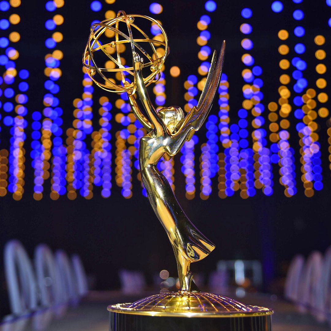 etnow's tweet photo. Sheryl Lee Ralph wins Outstanding Supporting Actress in a Comedy Series for her role in ‘Abbott Elementary.’ #Emmys

(📸: Getty Images) https://t.co/gbRRZUE3t8