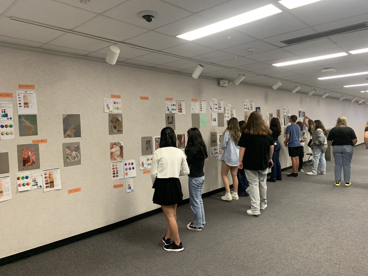 MsParisPerspec's tweet photo. So many amazing works done for the first day of school. 🥰😍 If you’re at the high school this week, stop into The Gallery in Upper G Wing and check them out! @northcolonieart @NorthColonieCSD #shakerhighschool https://t.co/TenFXyij31
