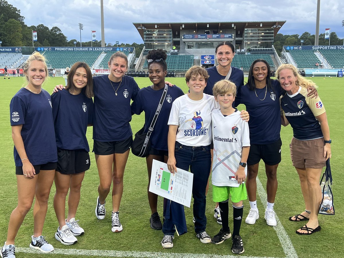 Hillary97285585's tweet photo. @abbyerceg @TheNCCourage @CourageCountry @NCCourageFans @NC_Courage_108 https://t.co/v3RMPY1cqE