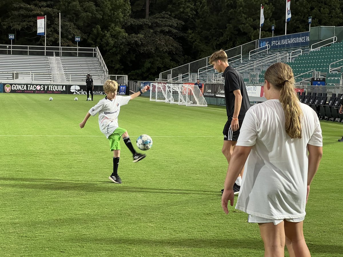 Hillary97285585's tweet photo. @abbyerceg @TheNCCourage @CourageCountry @NCCourageFans @NC_Courage_108 https://t.co/v3RMPY1cqE