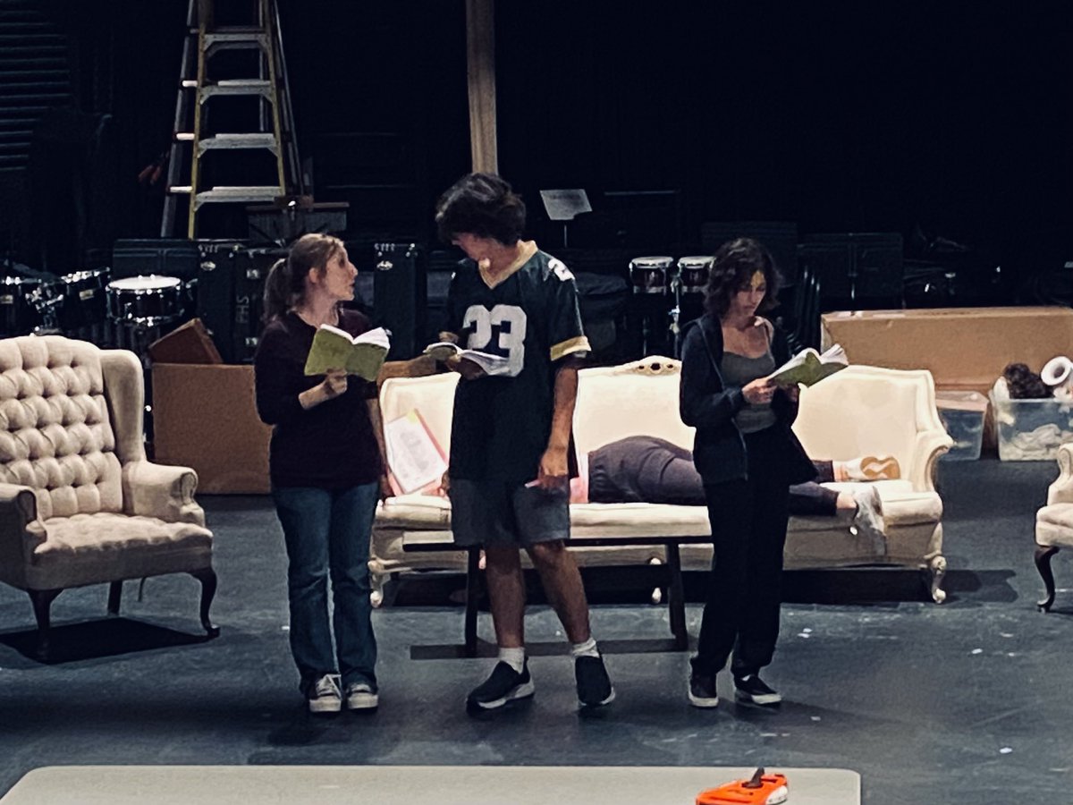 PHSDramaMrGross's tweet photo. Here’s a look behind the scenes of the PHS Fall Play rehearsal of Blithe Spirit. Here are some students being very serious about being very funny!! 😂 #gopirates #PHSPirates https://t.co/V4jILHk8gO