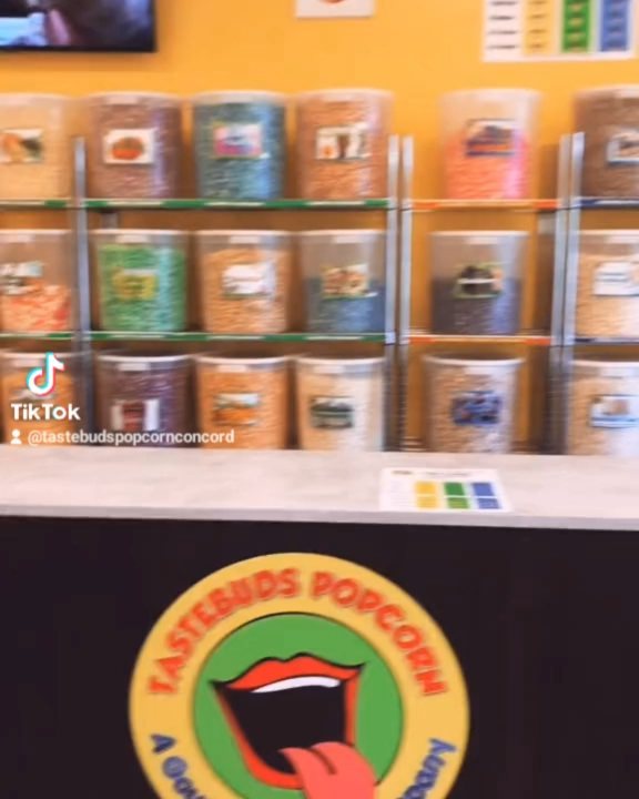 PopstarzPop's tweet photo. Just a few flavors you can get this week. Hurry, Sangria is available for a limited time only! # deliciousflavors #lunchbreak #funtimes #bestpopcorn #spoilyourself #gift of gourmet #freestyles #tastebudsconcord https://t.co/UrAhCwfXw5