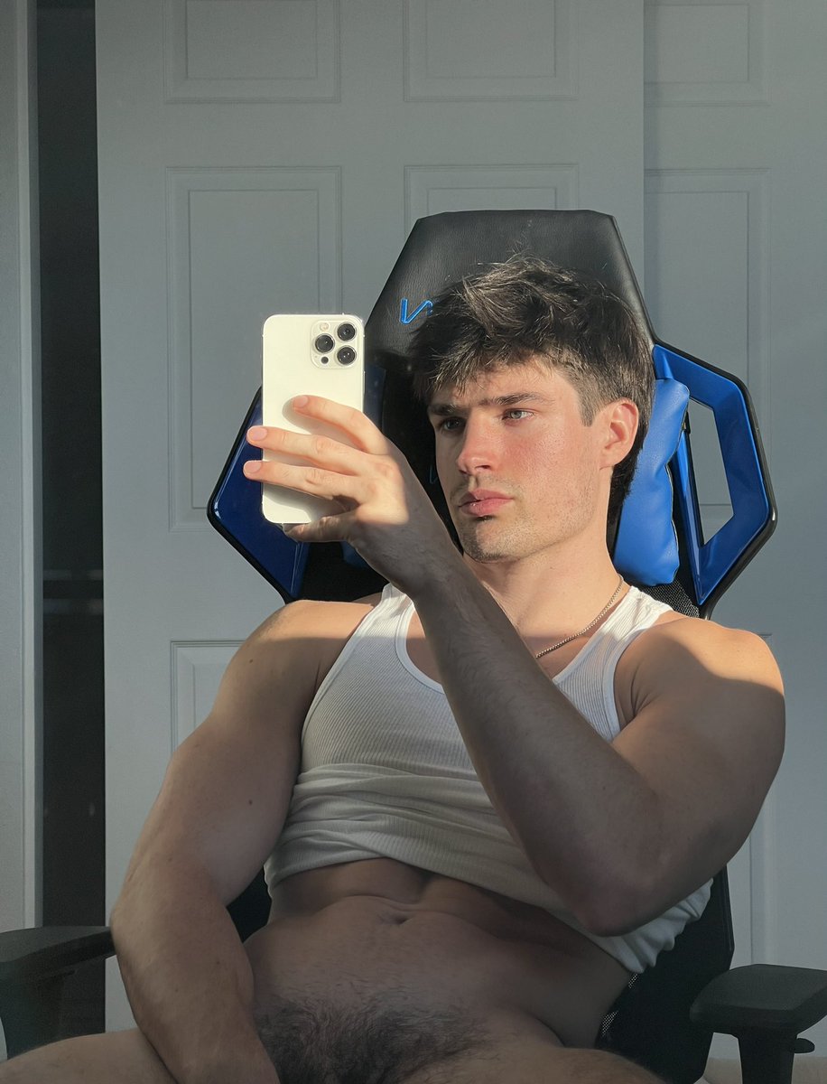 daddycushman's tweet photo. that after gym glow https://t.co/2t8xm0LXOK