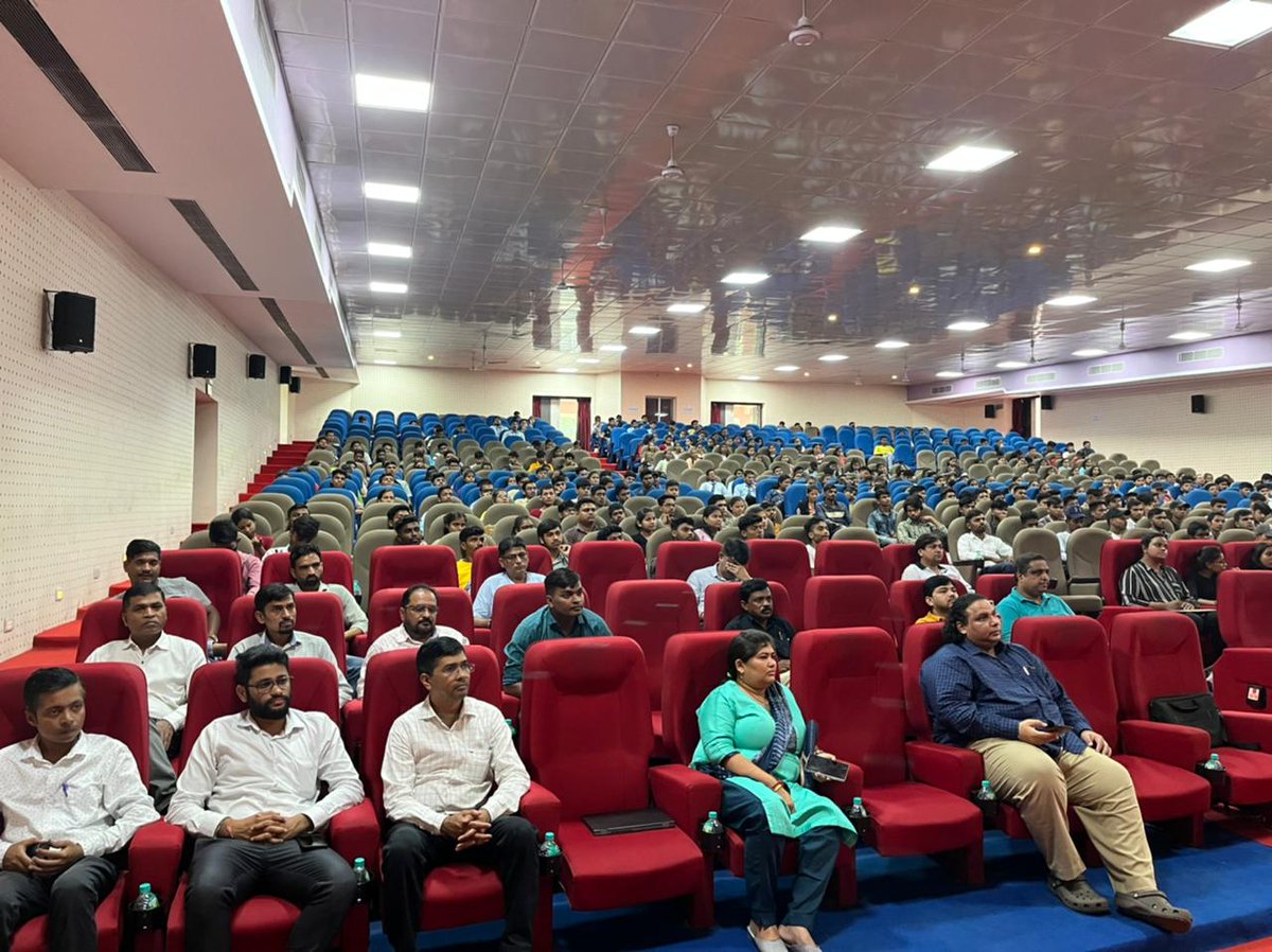 A session on Startup India Initiatives and schemes was held at Daman which was organised by Startup India team and DIC, DNH&DD. The Speakers included Mr. Salil Seth and Mr. Uddeshya Goel from Start India. The attendees were Startups, college Students and Entrepreneurs from DNH&DD