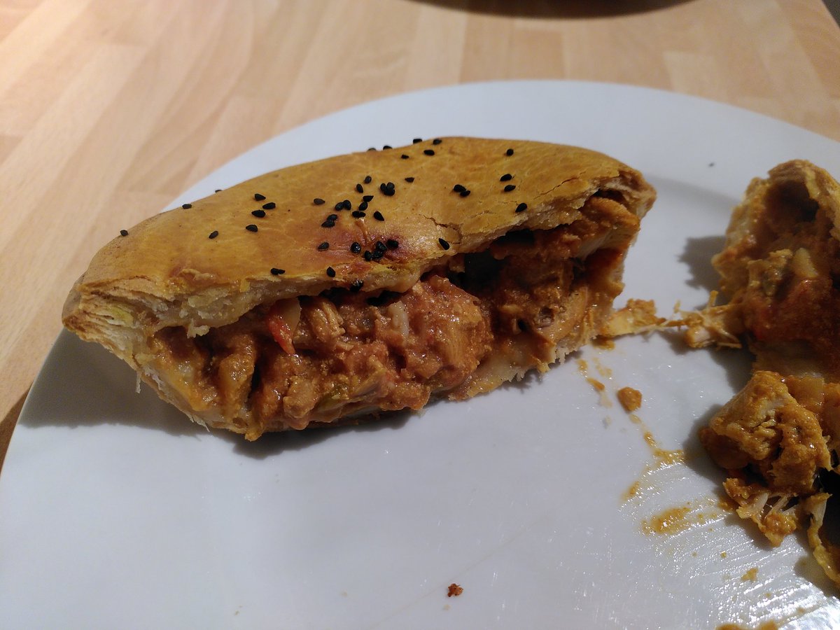 The <a href="/Chunk_of_Devon/">Chunk of Devon</a> Kickin' Chicken Curry pie has a lovely creamy curry content and pleased to say the buttery shortcrust that Chunk are known for was a pleasure when cooked properly. Good to see after the pie at Exeter Football was somewhat cremated.