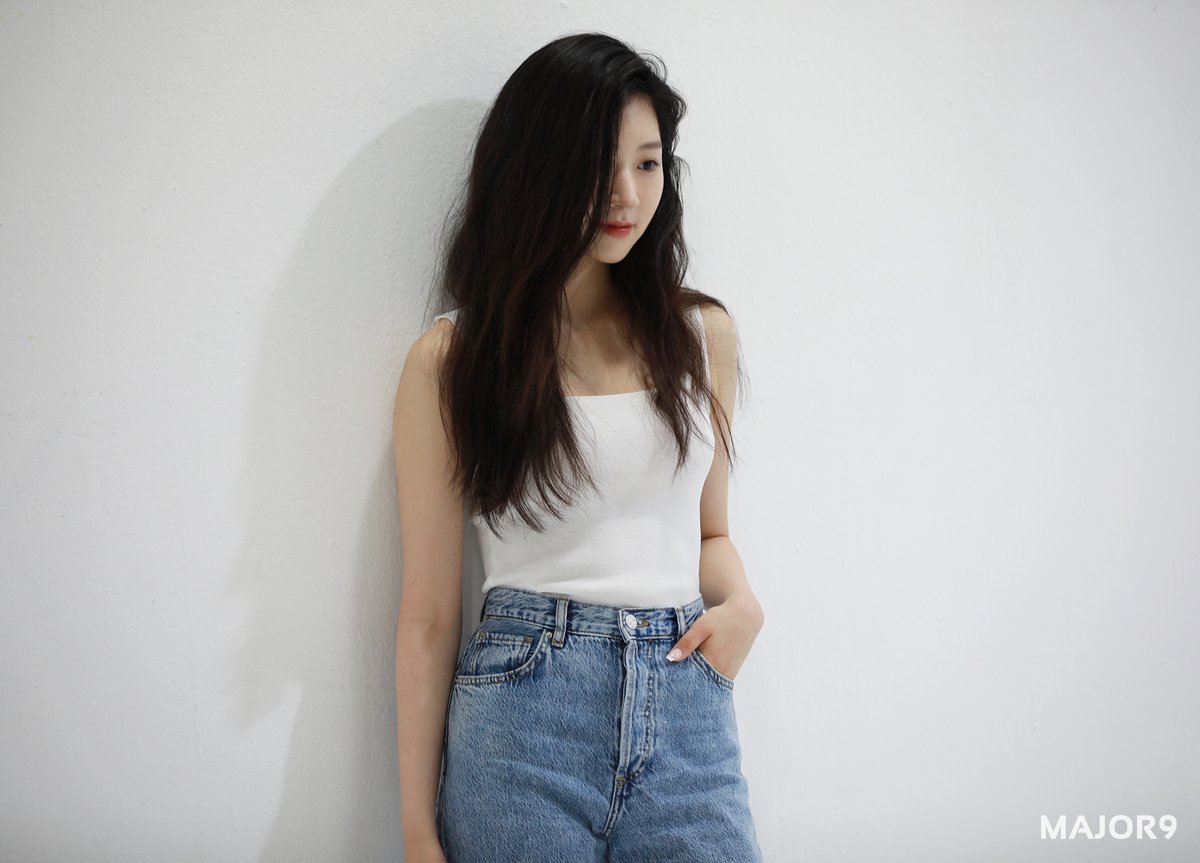 major9_official's tweet photo. [#김유빈 / #KIMYUBIN]

여러분❗
OOO을 사람으로 표현하면
'김유빈' 배우가 아닐까요⁉

OOO안에 들어갈 말은
'김유빈'배우의
<2022 프로필사진 촬영 비하인드 스토리>
에서 확인해보세요😉💘

📸 Naver Post - https://t.co/dUModJw1kf
🎥 Making Film - https://t.co/1SuVJZGzXi https://t.co/q1QyalAad3