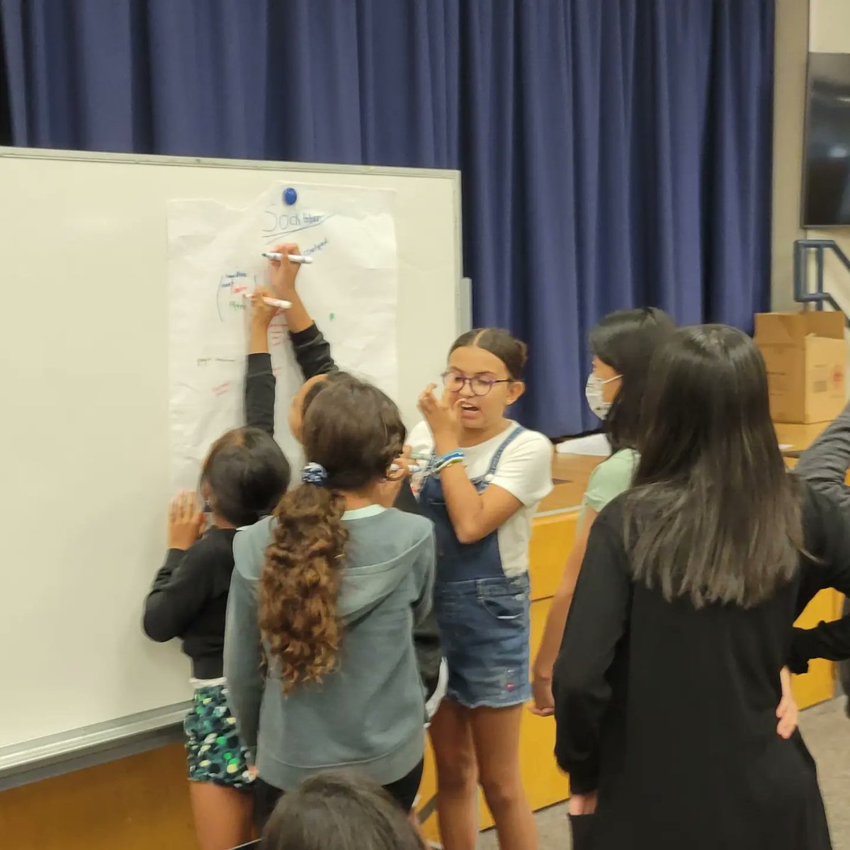 collegewood_el's tweet photo. Principal's Council had a productive meeting today planning events, spirt days and more! #developingleadersoftomorrow https://t.co/FE0h1noyfv