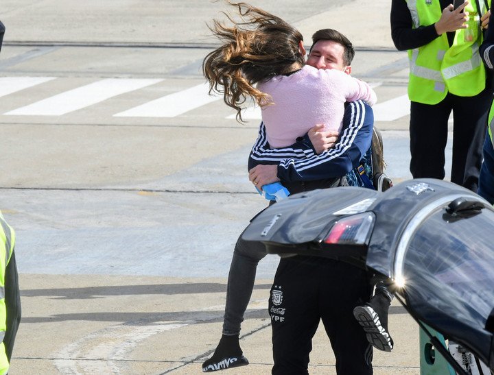 Lautaro Martinez.
De Paul. 
Al final la única que no falla es ella