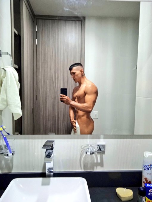 do u like ? well come to see me.

https://t.co/6EXfk2VT2j

#AdultNetwork #Adultwork #Webcamer #daddyfantasy