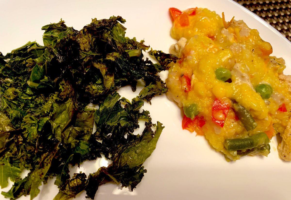 sammyarmani's tweet photo. Krispy Kale &amp; Polenta Lasagna
 - Chef Su
#kale #polenta #healthyeats #delicious #homemade #vegan #mixedveggies #oatwhitesauce #gardeinchikn https://t.co/GG7neCUvvF