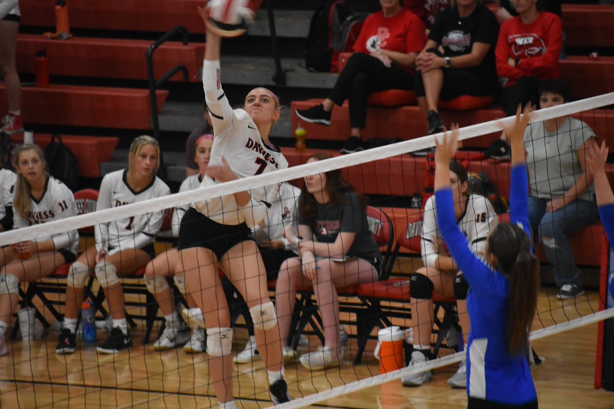 OGGageJohnson's tweet image. FINAL: Trinity 3, Daviess County 2 (25-23, 14-25, 25-17, 21-25, 15-11). The Lady Panthers kept battling to force the fifth set, but Trinity’s defense puts them on top, now sitting at 6-0 in region play (15-4). DC falls to 9-7 overall with the loss