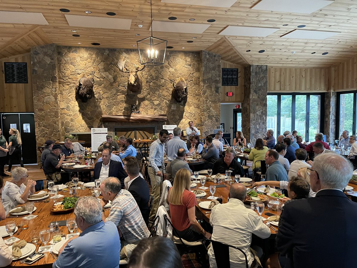 njosteopathic's tweet photo. #DaVinci/#NJOEF #scholarship event at @HudsonFarmNJ this evening. This scholarship benefits future #osteopathicphysicians who want to practice in #NewJersey. Thank you to all of our donors! https://t.co/qycpnox24D