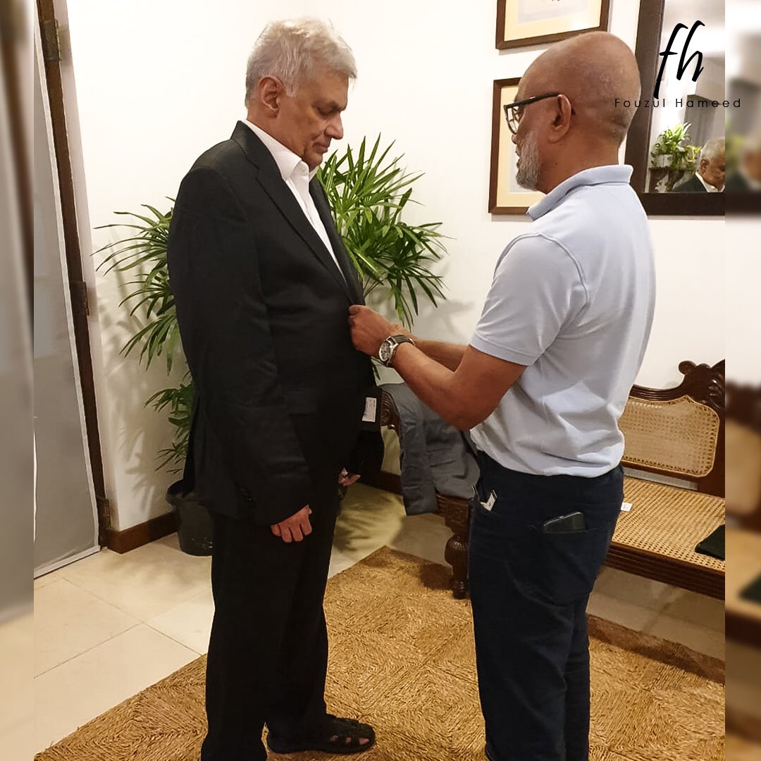 FouzulHameed's tweet photo. 𝗣𝗿𝗲𝘀𝗶𝗱𝗲𝗻𝘁 @RW_UNP 𝘄𝗮𝗻𝘁𝘀 𝗦𝗿𝗶 𝗟𝗮𝗻𝗸𝗮𝗻 𝗕𝗿𝗮𝗻𝗱𝘀 𝘁𝗼 𝗿𝗲𝗮𝗰𝗵 𝗶𝗻𝘁𝗲𝗿𝗻𝗮𝘁𝗶𝗼𝗻𝗮𝗹 𝘀𝘁𝗮𝗻𝗱𝗮𝗿𝗱𝘀 and see how local brands can respond to Global competitors. #SrilankaCan #RebuildSriLanka #PresidentSL #Ranilwickramasinghe #Envoylondon https://t.co/ZiM7mKLfLJ