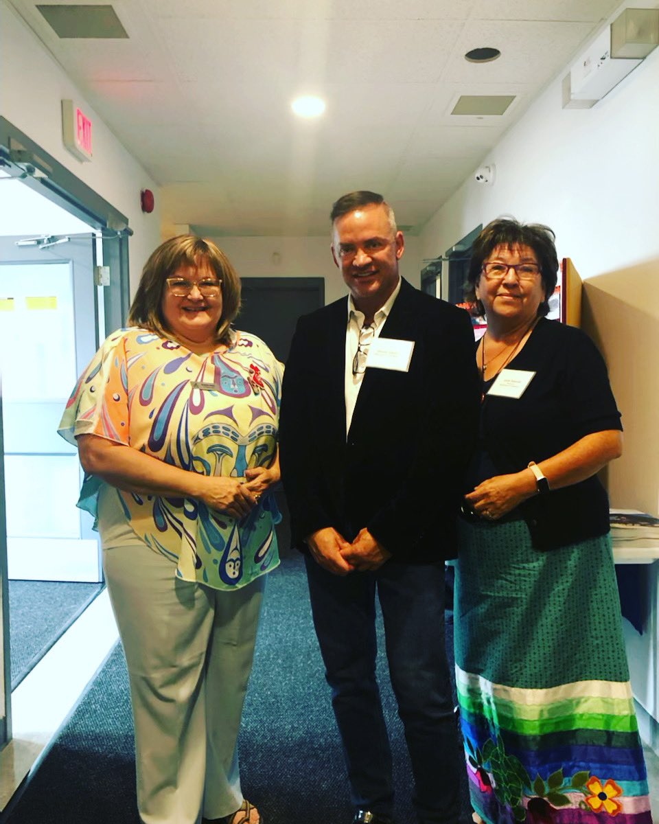 AFCC_yyc's tweet photo. Our CEO Shane Gauthier was honoured to be invited to attend annual gathering of the Esquao’s Institute for the Advancement of Aboriginal Women (IAAW) Rachelle Venne, CEO, AFCC CEO, and Josie Nepinak, Treasurer (IAAW) #Afccalgary https://t.co/WSjuiSox1A