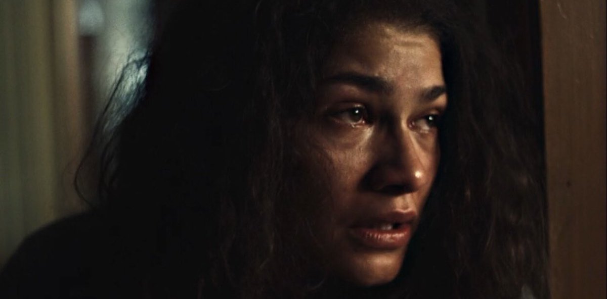 sboficial's tweet photo. 🚨 ZENDAYA vence o Emmy de “Melhor Atriz em Série de Drama” por sua atuação como Rue em “Euphoria”. #Emmys https://t.co/hMW2T8VaEz