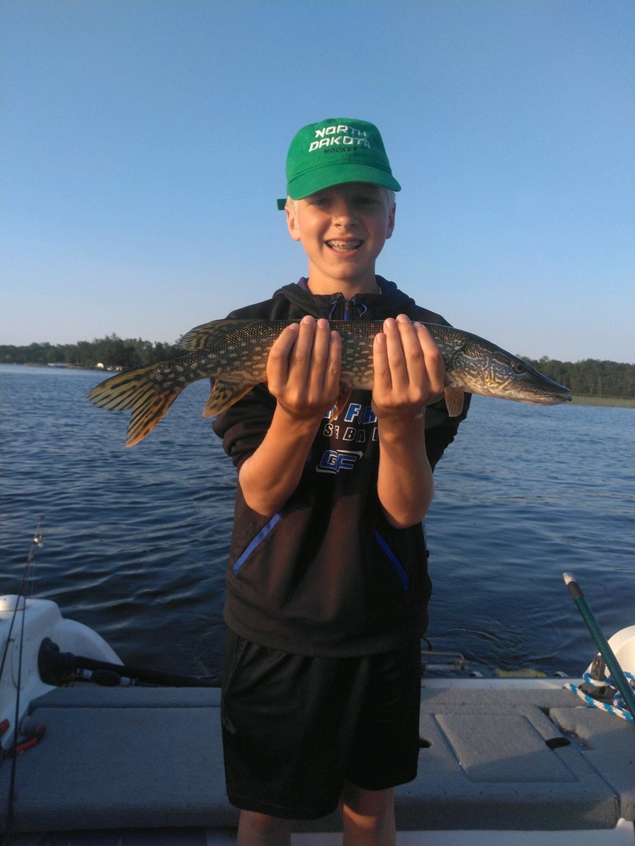 tonybina31's tweet photo. Another day and a 13th birthday for this teenager! @willowchance77 
#growuptoofast https://t.co/DvTwDA30p6