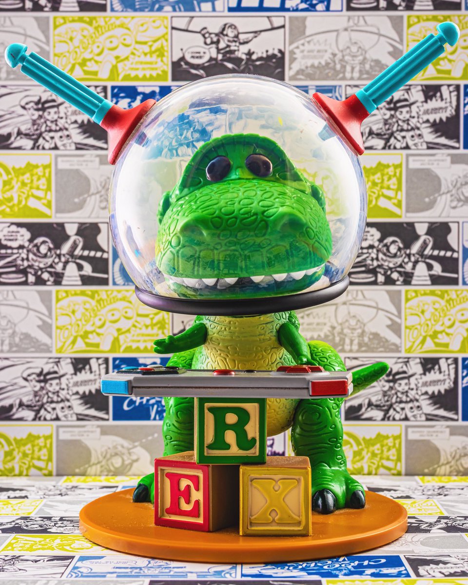 LandOfHov's tweet photo. September 12th entry for @funko ‘s #FunkoPhotoADayChallenge #NationalVideoGameDay 

#rex #toystory #boxlunchexclusive #videogames #pixar #disney #videogame https://t.co/aUwhiijPbw