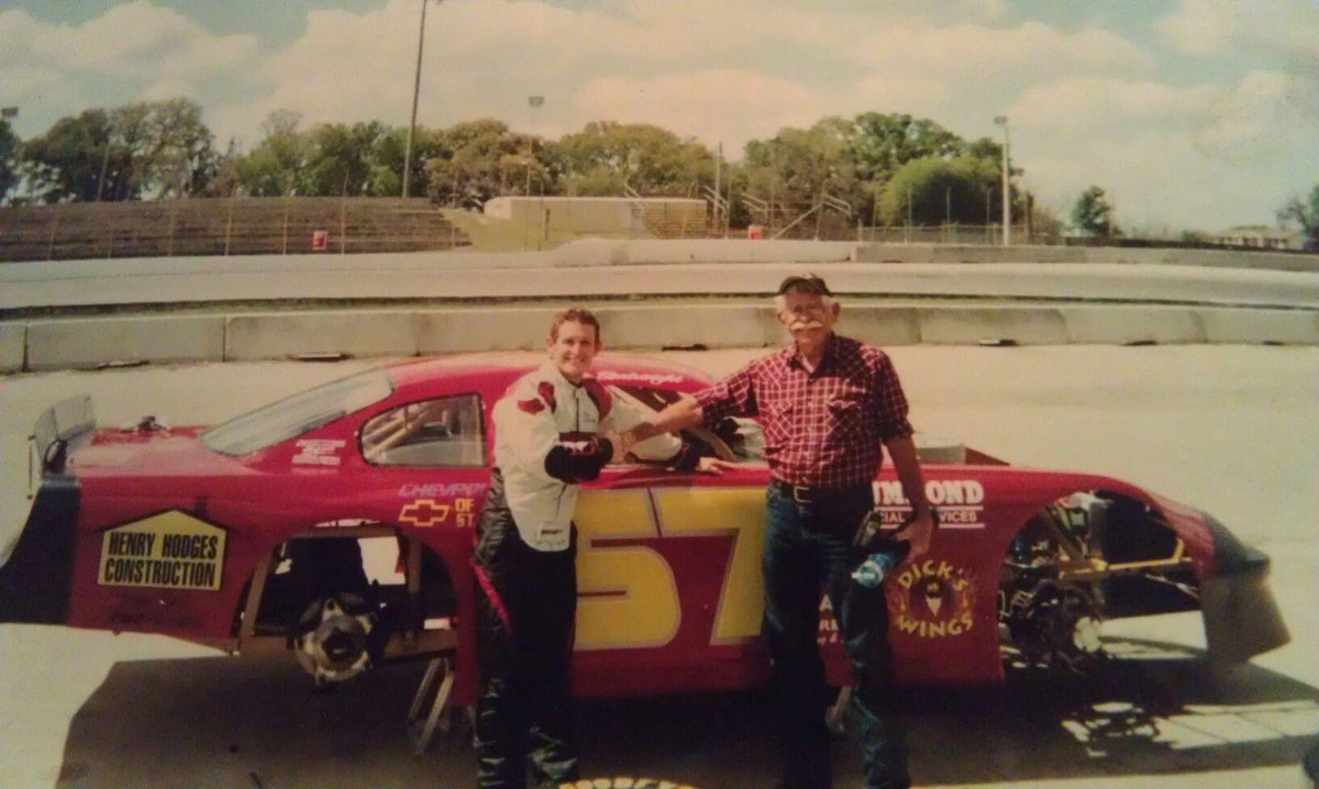 frmason_'s tweet photo. @RickyCarmichael @markmartin was going through my old racing scrap books and came across this gem so you guys remember this ? Can’t remember the year but Ricky and Matt were racing Super Lates at Ellisville Speedway in Florida we had a private test that day. #memories https://t.co/s28SOZIH7I
