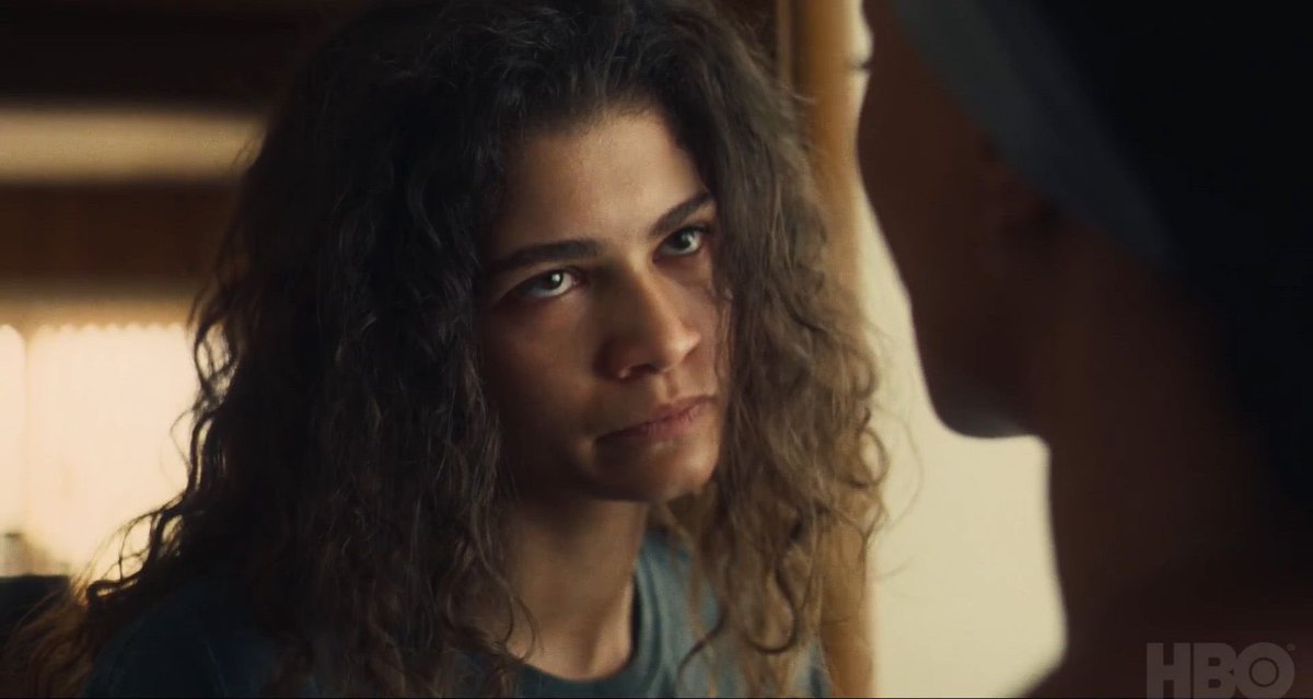 PopBase's tweet photo. Zendaya wins the Emmy Award for Outstanding Lead Actress In A Drama Series (Euphoria). #Emmys https://t.co/0h3mzmnIhU