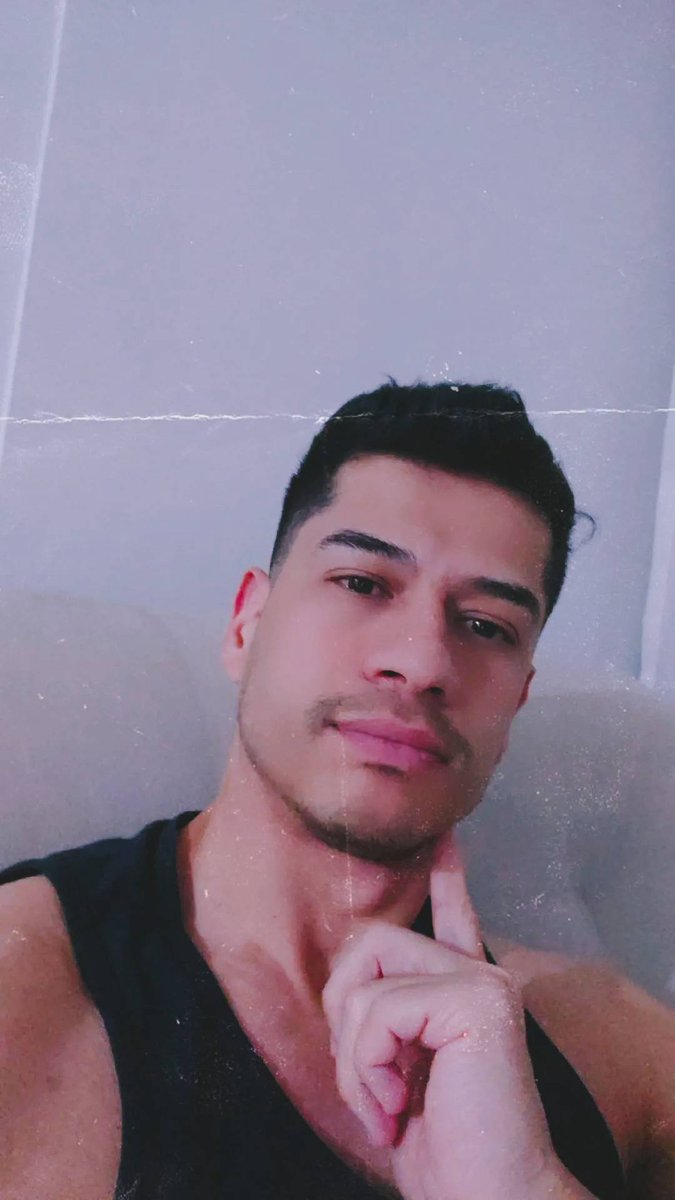 aleDeclararei's tweet photo. Só passando na TL 🤟🏻 https://t.co/3LDFZLgfDj