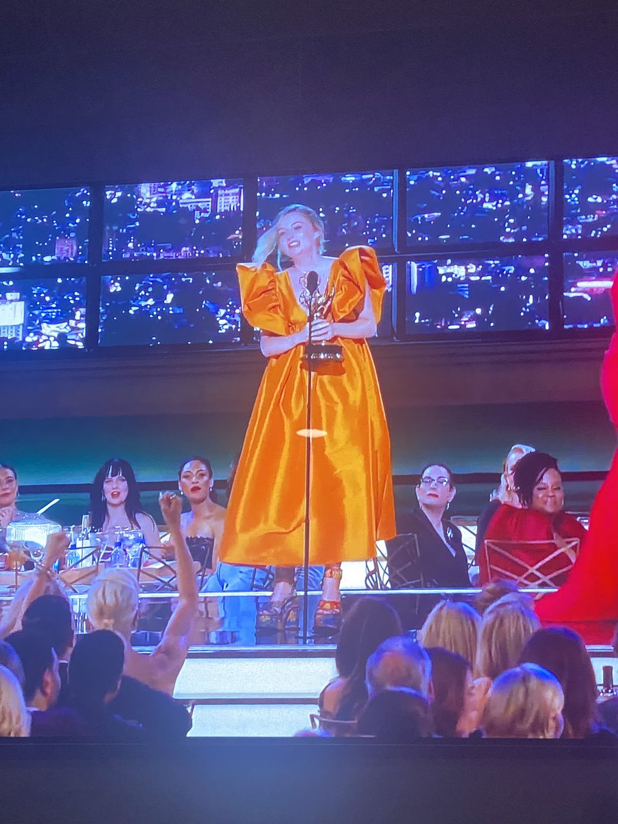 merrillnaise's tweet photo. #MJDelaney has officially kicked off pumpkin spice season!! @nbc #Emmys2022 https://t.co/LxzAybkqES