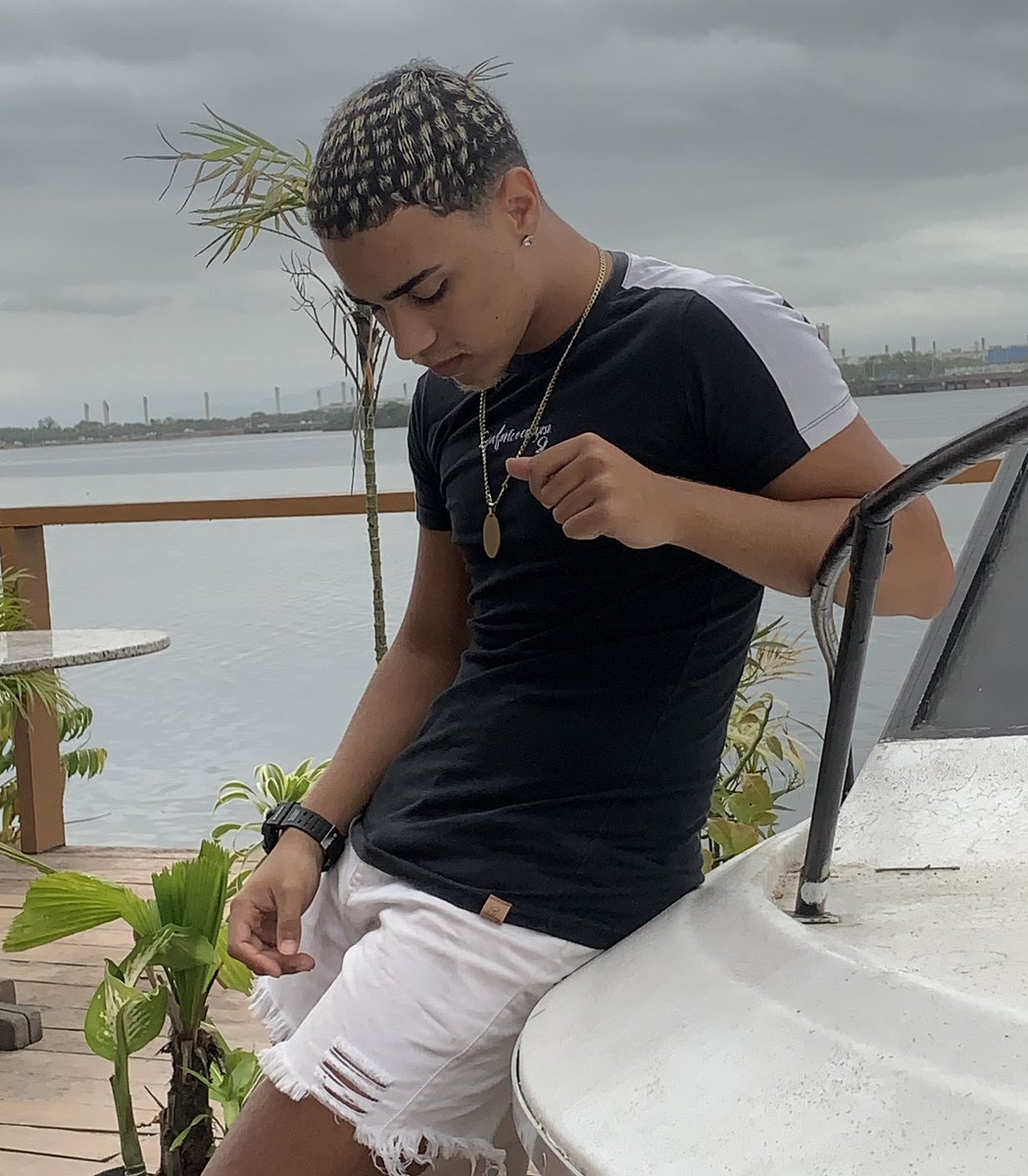 Prince_Louco's tweet photo. ✋🏽🥴 https://t.co/kNhpUngBkv