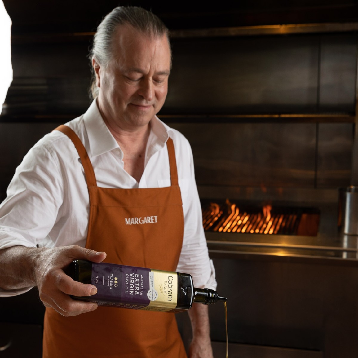 Our Australian olives are harvested and pressed within 4-6 hours to deliver exceptional freshness and taste 🫒

That's why Neil Perry complements his culinary creations heroing local produce with a selection of our finest oils! 

Learn more here: bit.ly/CobramEstate-A…