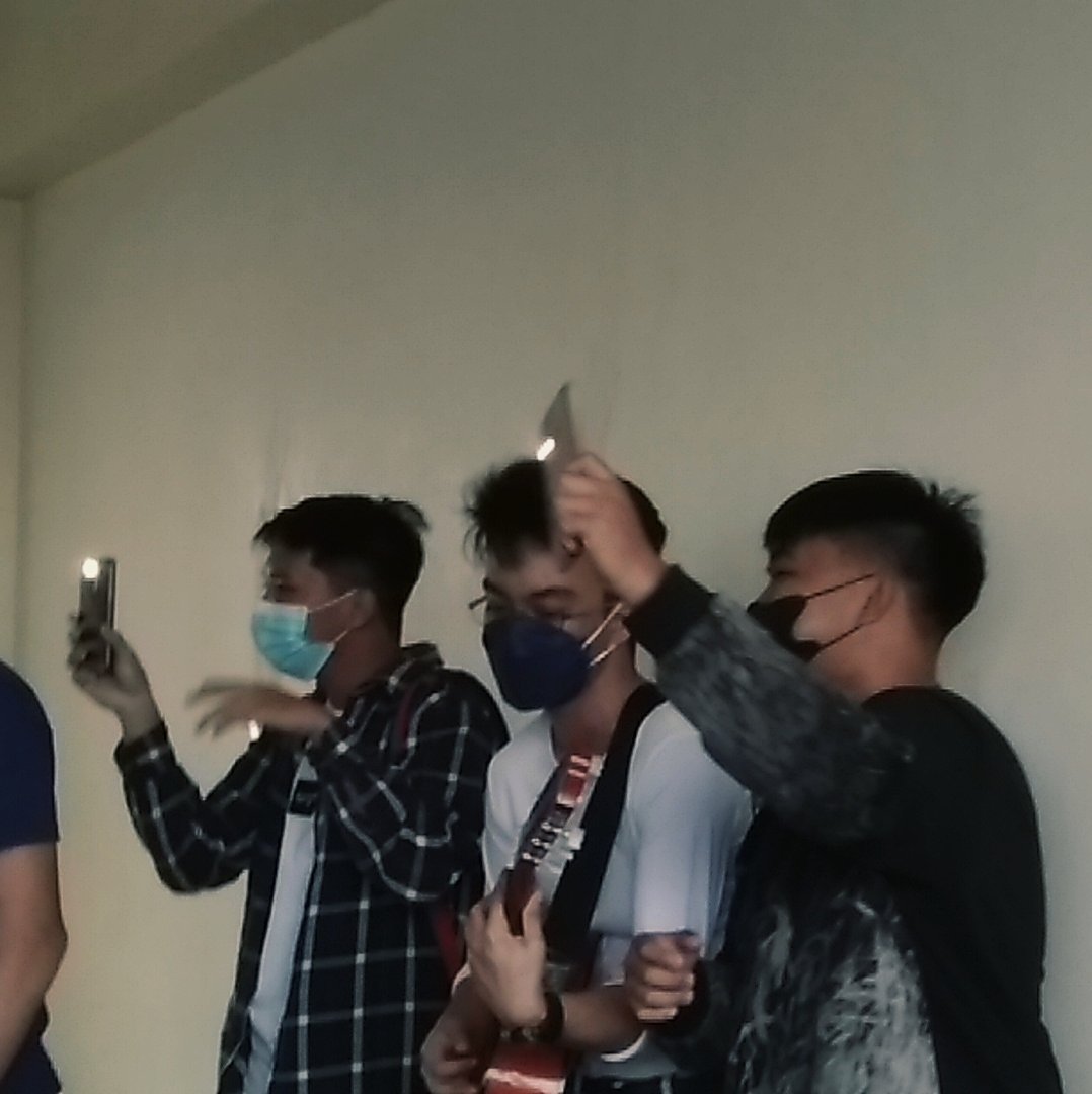 grade11_fansite's tweet photo. [PREVIEW] 130922 KLYDE, DYLAN, AND JOSEPH - Week Four 2022

#BCNSHS #SENIORFRESHIES2022 #UBEKESONIANS #KLYDE #DYLAN #JOSEPH https://t.co/dyyKkAw6Rm