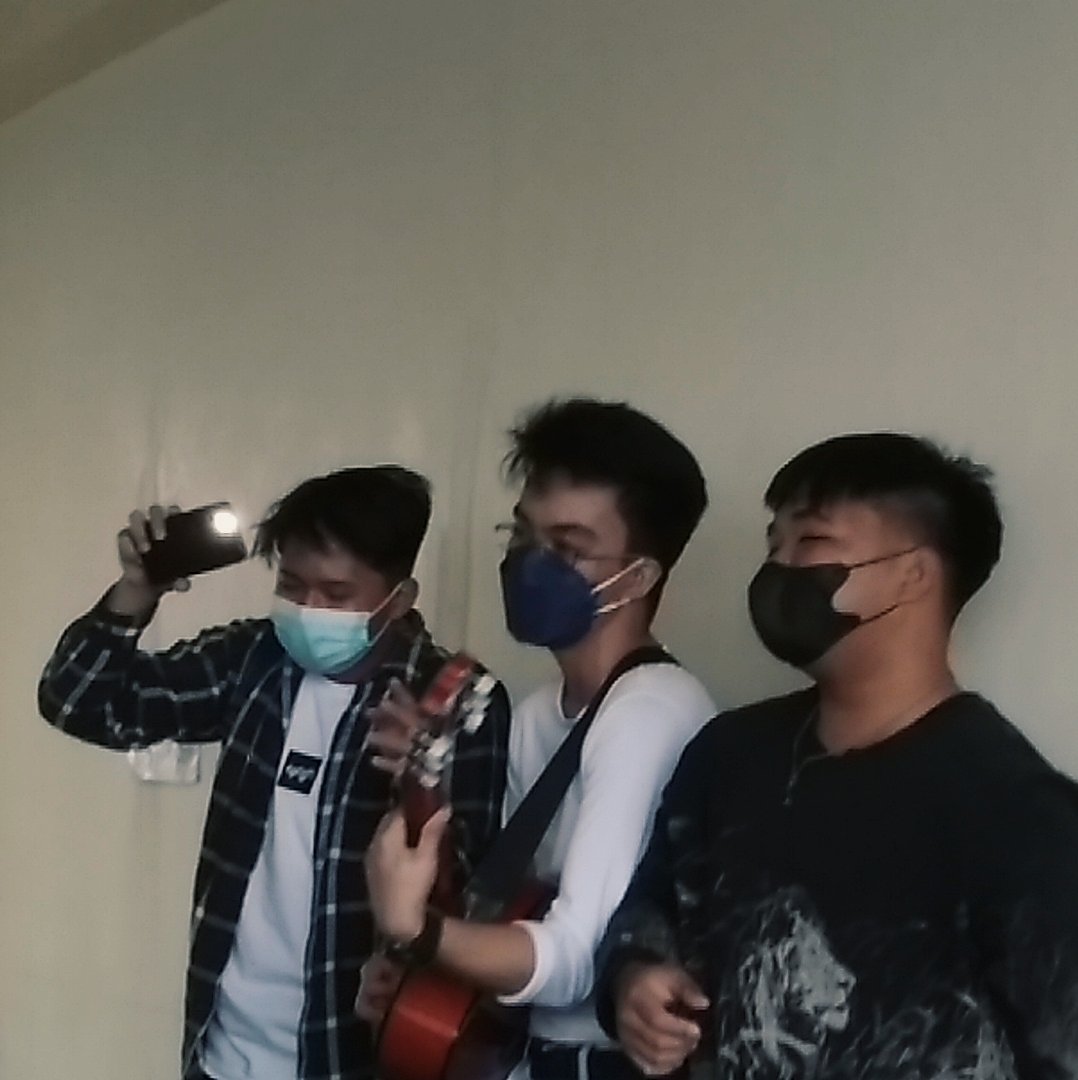 grade11_fansite's tweet photo. [PREVIEW] 130922 KLYDE, DYLAN, AND JOSEPH - Week Four 2022

#BCNSHS #SENIORFRESHIES2022 #UBEKESONIANS #KLYDE #DYLAN #JOSEPH https://t.co/dyyKkAw6Rm