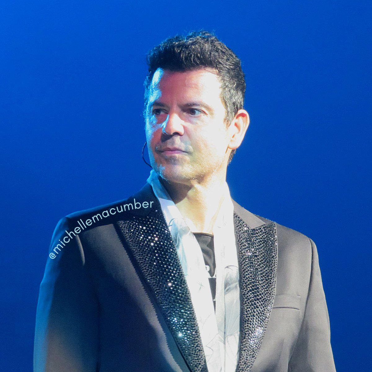 MichelleMacumbe's tweet photo. My #MCM &amp; #MCE @jordanknight looking serious 🧐 &amp; hot 🥵…or should I say… #SeriouslyHot as always🔥🫠❤️‍🔥🥰. #NKOTBMixtapeTour #MixtapeTour2022 
@NKOTB #JordanKnight #NKOTB #JordanGirl #BHLove #NKOTBForever #Thankful4Jordan #Thankful4NKOTB #DarkKnight #MyFavoriteGuy #JordanVision https://t.co/Rhb7UciFBX