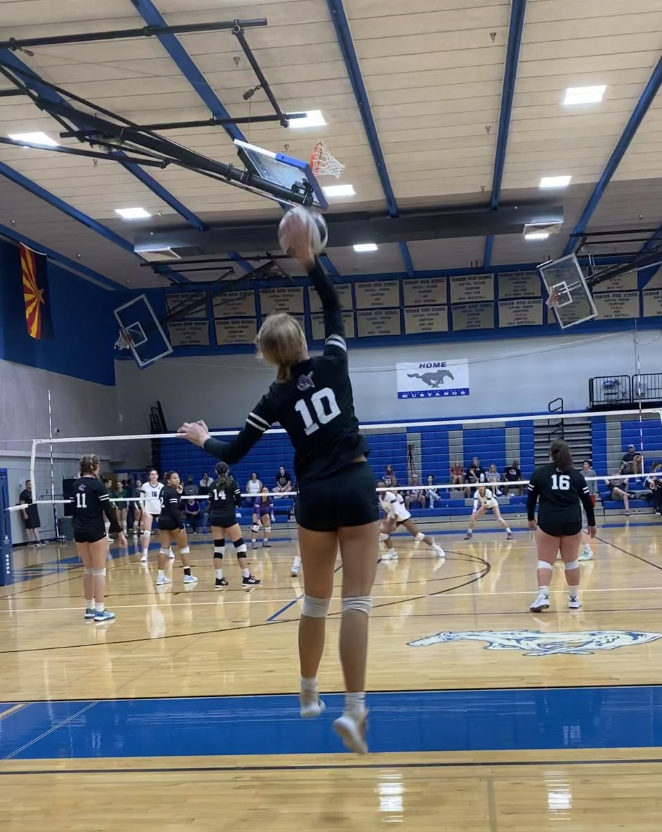 VCVBCoaches's tweet photo. Super proud of our girls this weekend at the Westwood Tournament of Champs! Played against some tough teams and had a great time! ππ₯π #VCVolleyball #WestwoodTOC @WestwoodTOC https://t.co/r3NG8KNeWr
