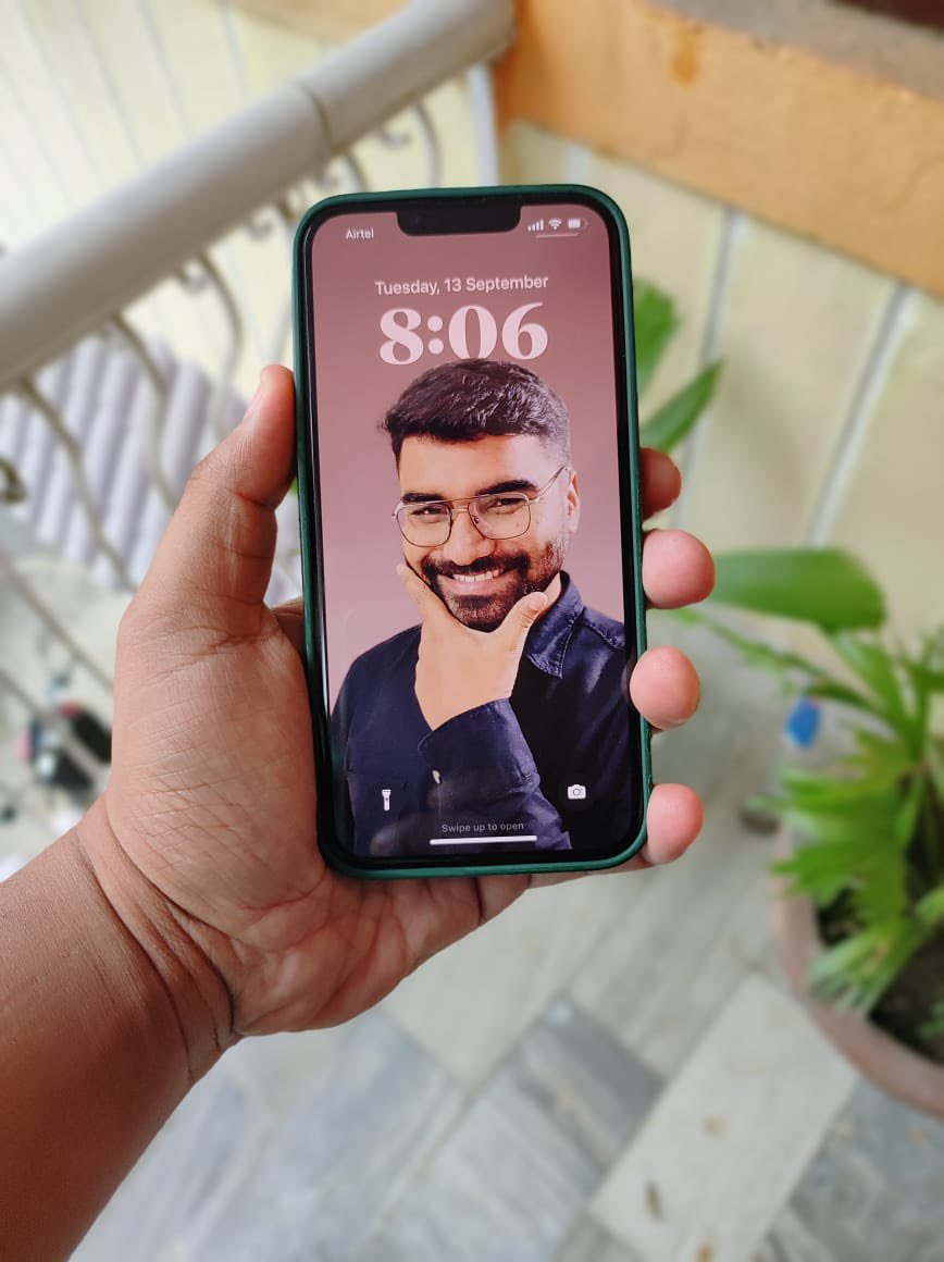ad1tyasinha's tweet image. I put my phone on update at midnight, woke up with iOS 16 greeting me. Perfect start to the day! 😍

what’s new on #iOS16Update 📲
- Personalise Lock Screen
- Match lock screen to moment ie. Focus
- Reply Later
- Edit Text Msg
- Remove the BG of a photo
- Unsend email

#iPhone13