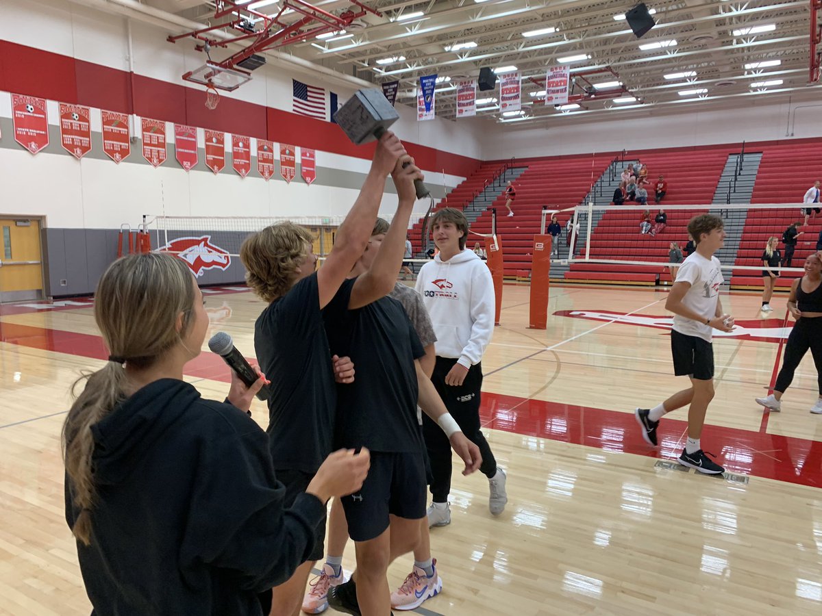 DCGCouncil's tweet photo. Fortnite Clan = Ironman Volleyball champs!!! After a JV Football game and 4 straight games, they took home the hammer! https://t.co/NU1vfMDyJo