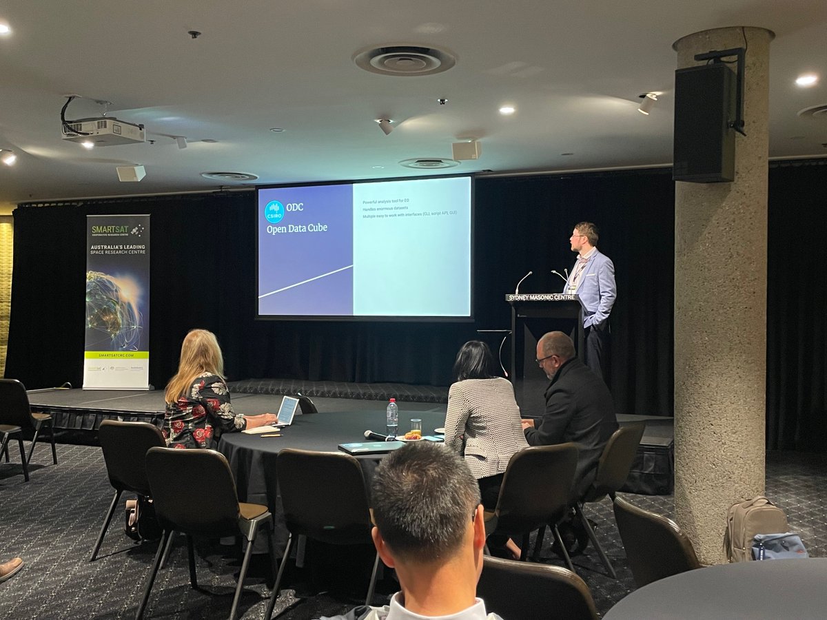 SmartSatCRC's tweet photo. Our first round of Technical Sessions are well underway, showcasing a range of projects in Advanced Systems and Sensors and Earth Observation Analysis. 📡

#SSCRC22 #Conference #ScienceJournalism #AuSpace #SpaceIndustry #Event #Space #EarthObservation #Systems #Sensors https://t.co/54213CX5Eb