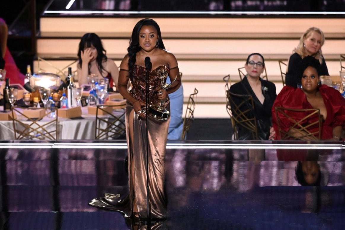 IamGMJohnson's tweet photo. Thank you @jontaoht for taking Jimmy Kimmel out the shot 💗. Go awf Quinta https://t.co/pvI4qSnX0y