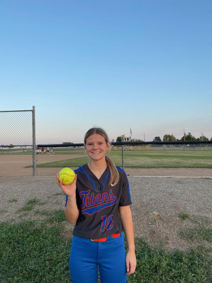 Not to be left out, JV's Addison Briest added another 💣 to finish out the night! #LTSoftball