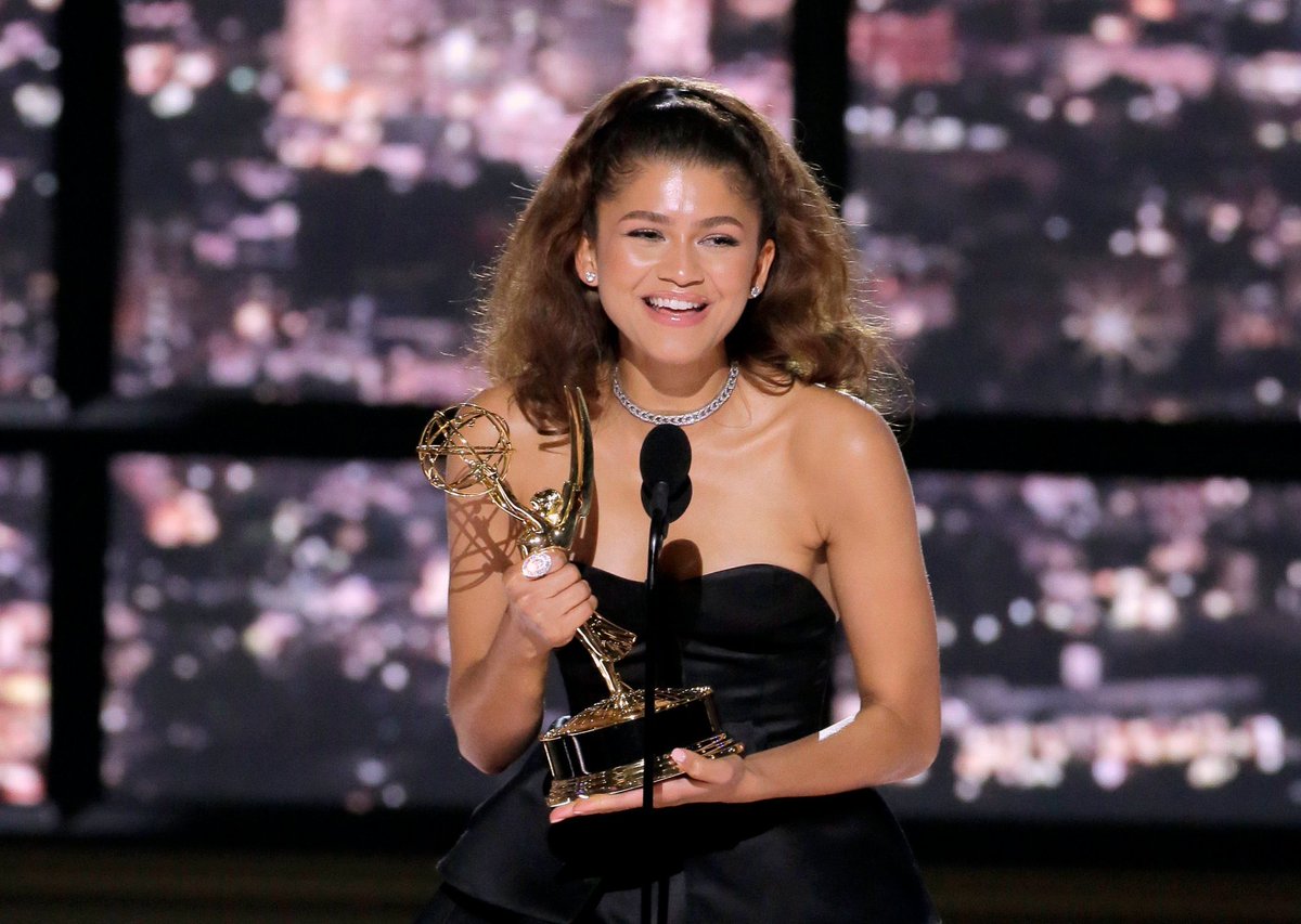 A good night to be rooting for everybody Black 🤎 #Emmys