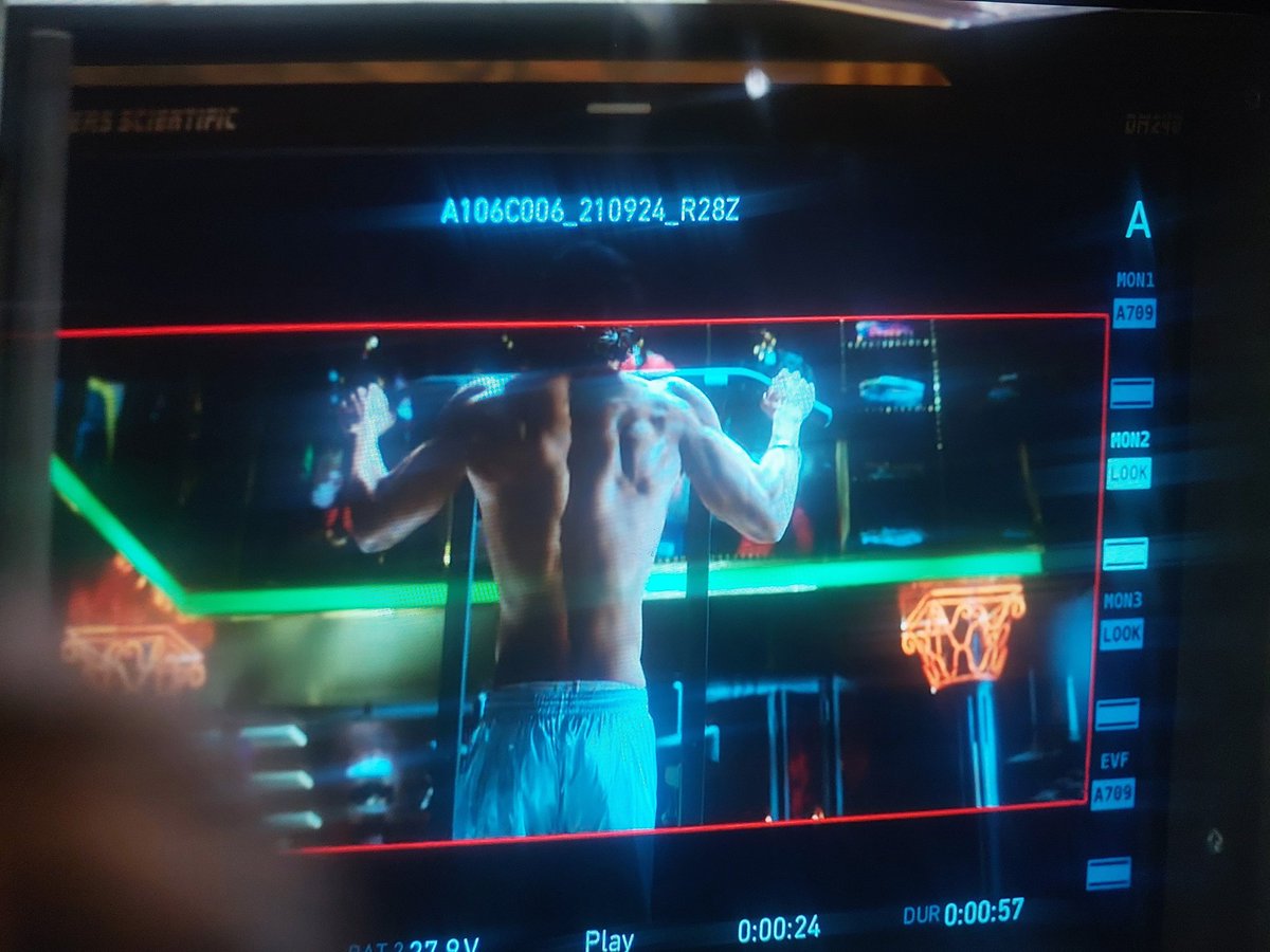 hothunksvideos's tweet photo. BTS / Some Scenes Of Ranveer Singh From Rocky Aur Rani Ki Prem Kahaani !! https://t.co/NKvW4LzR0Q