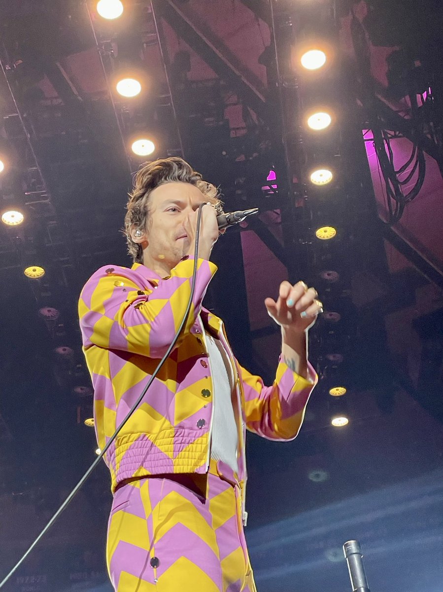 lexivol6's tweet photo. a love letter to msg n11 💌 https://t.co/X1ClOtMbO4