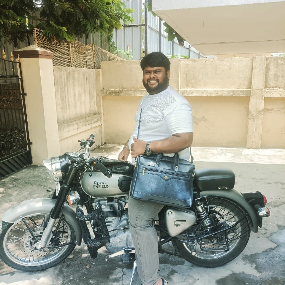 iamathickattu's tweet photo. I personally believe that positive thinking creates a positive view toward life that can bring success and help lead a good, rich, healthy and happy life.😎
P.c. @Dir_Suresheav
#goodvibes #thingpositive https://t.co/SzXnpJa0Ih