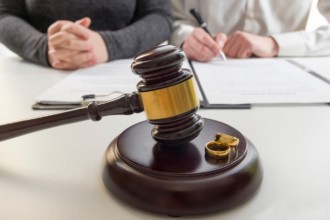 Ўзбекистонда бир ойда 4123 та никоҳдан ажралиш ҳолатлари қайд этилди
ЖАМИЯТ

Давлат статистика қўмитаси дастлабки маълумотларига кўра, 2022 йилнинг август ойида респу...
darakchi.uz/uz/152175

Обуна бўлинг: t.me/darakchi
youtube.com/channel/UC7pgD…