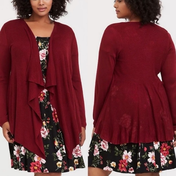 Verasplace1's tweet photo. So good I had to share! Check out all the items I'm loving on @Poshmarkapp from @charmyposh #poshmark #fashion #style #shopmycloset #torrid #charterclub: https://t.co/3jHxef5ucv https://t.co/XzTQ75Oz08