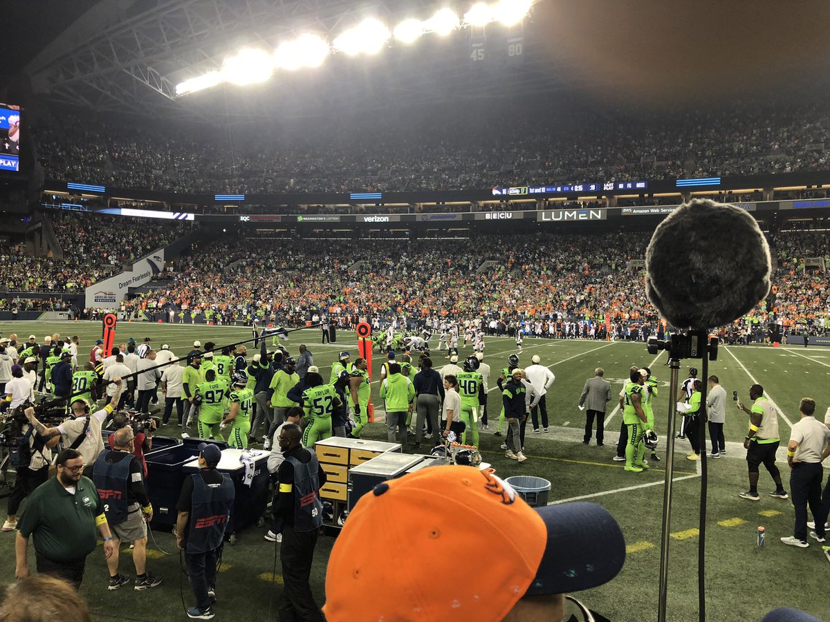 OlagueRick's tweet photo. @Joe_Fann ๐ฏ-been a season ticket holder since the stadium opened and we did what we always do-booed the visitors when the come on the field , yell when the other team is on offense-#russwho https://t.co/0zv74Fh4Jb