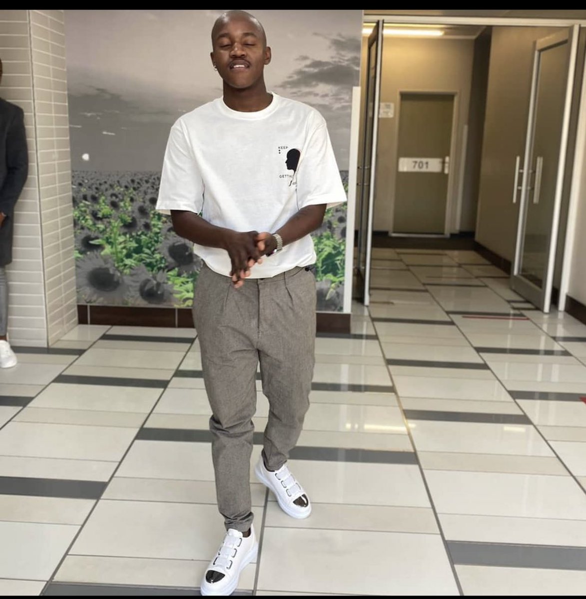 I’m so sorry my friend.💔💔
#JusticeforThapelo.