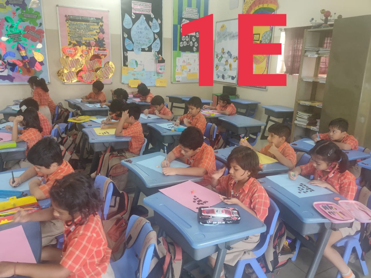 SAI_Edu_In's tweet image. Little SAIoneers of Class-I proactively engaged themselves in an enriching maths session where they learnt the tables of 2, 3, 5 and 10 with the help of some interesting activities using paper cutouts and stars.
#Learningtables
#Mathisfun
#ActivityBasedLearning